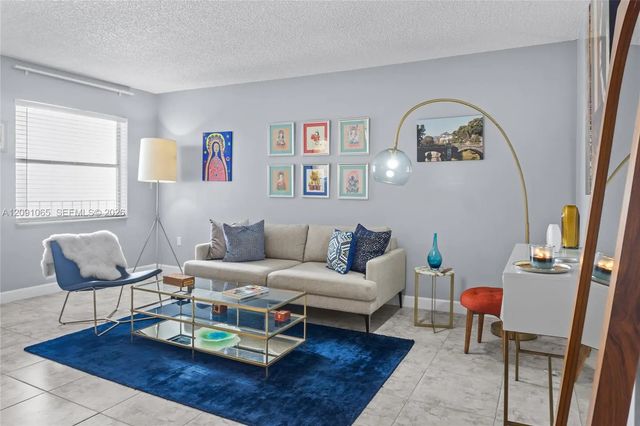 3 of 22 - 1720 Jefferson Street #407, Hollywood, FL