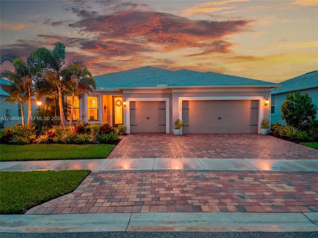 10494 Sw Red Maple Way, Port St. Lucie
