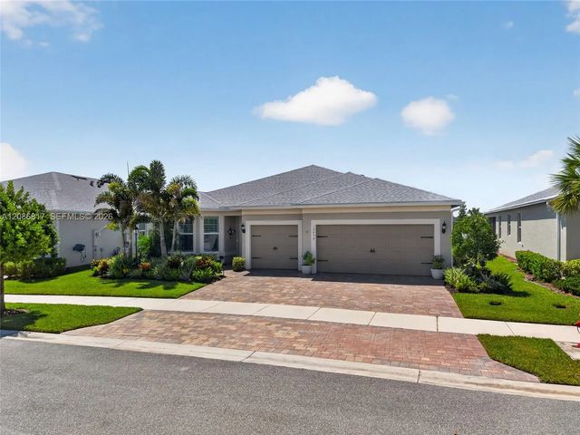 4 of 53 - 10494 Sw Red Maple Way, Port St. Lucie, FL