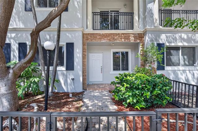 11233 Sw 231st Lane, Miami