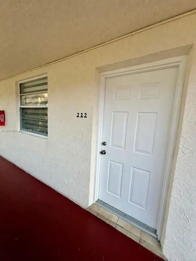 4 of 20 - 4655 Palm Avenue #222, Hialeah, FL