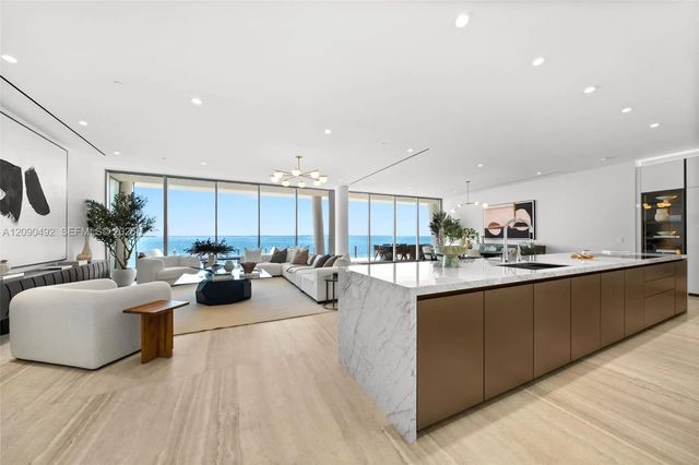 5 Grove Isle Drive #m301, Coconut Grove