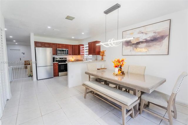 4 of 26 - 153 Nw 6th Street, Homestead, FL