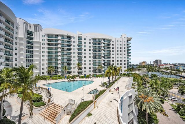 7900 Harbor Island Drive #825, North Bay Village