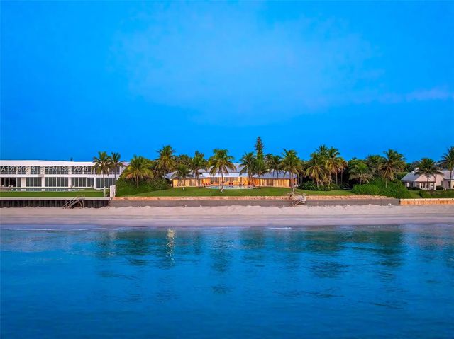 3 of 45 - 960 S Ocean Boulevard, Manalapan, FL