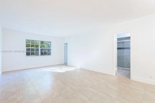 2 of 23 - 2424 Se 17th Causeway #109b, Fort Lauderdale, FL