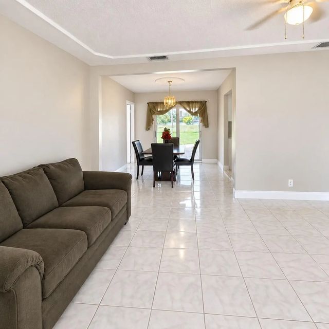 3 of 21 - 7842 Nw 1st Street, Margate, FL