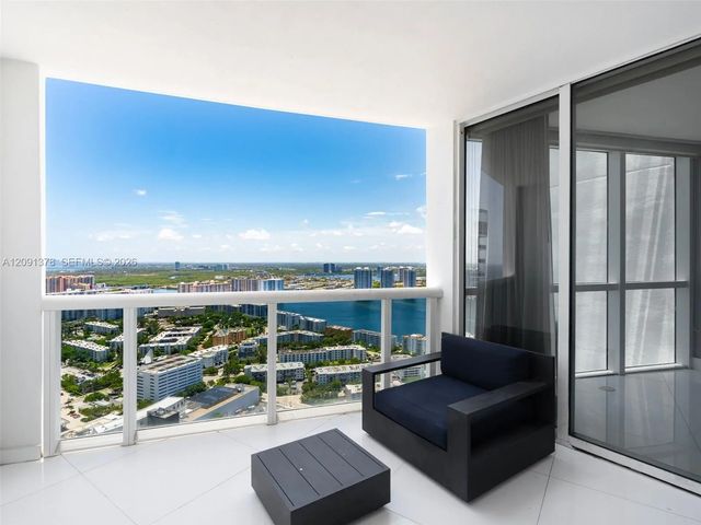 2 of 30 - 18201 Collins Avenue #5303, Sunny Isles Beach, FL