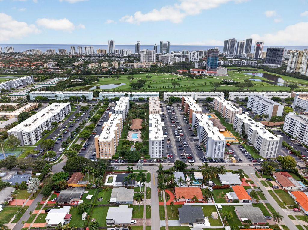 610 Ne 12th Avenue #601, Hallandale Beach
