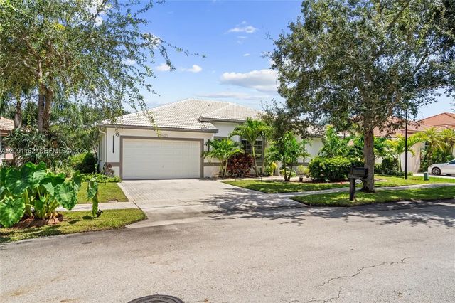 2 of 71 - 6420 Mallards Way, Coconut Creek, FL