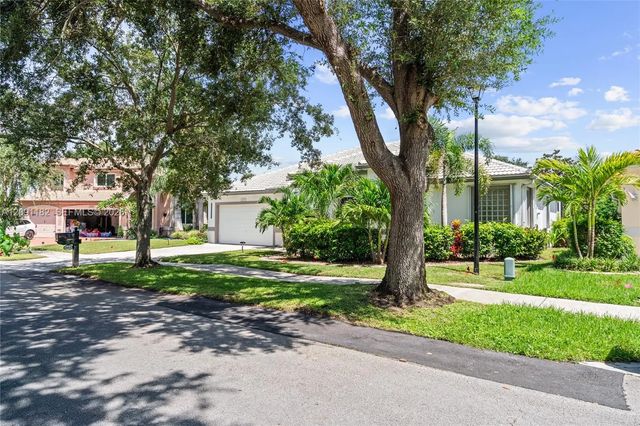 3 of 71 - 6420 Mallards Way, Coconut Creek, FL