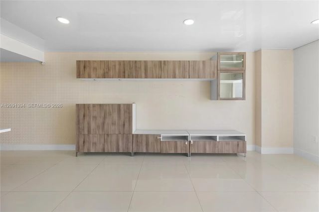 5 of 74 - 3000 Coral Way #1110, Miami, FL