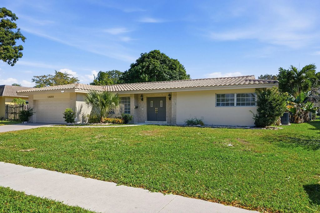 1430 Nw 73rd Avenue Nw, Plantation