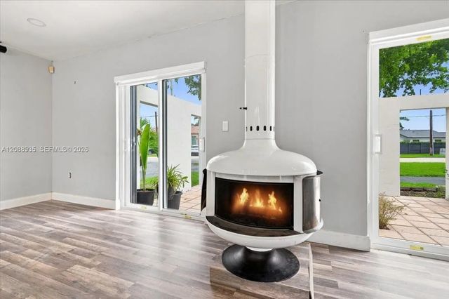 5 of 54 - 10120 Sw 128th Street, Miami, FL