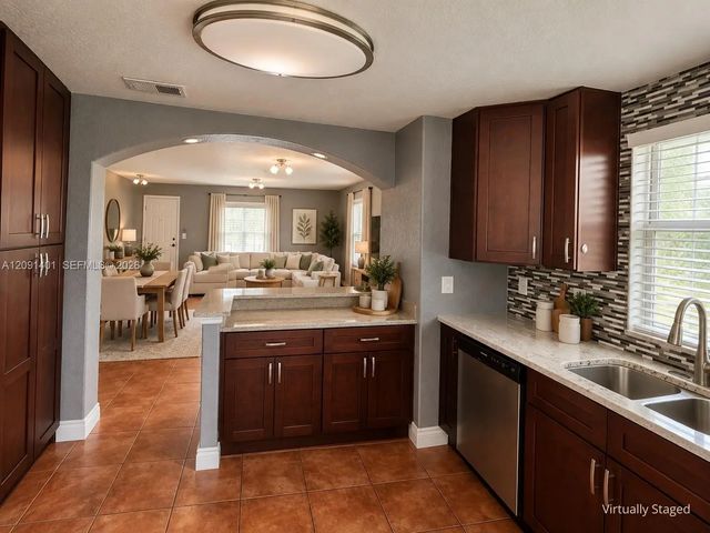 2 of 20 - 416 Banyon Tree Circle #108, , FL