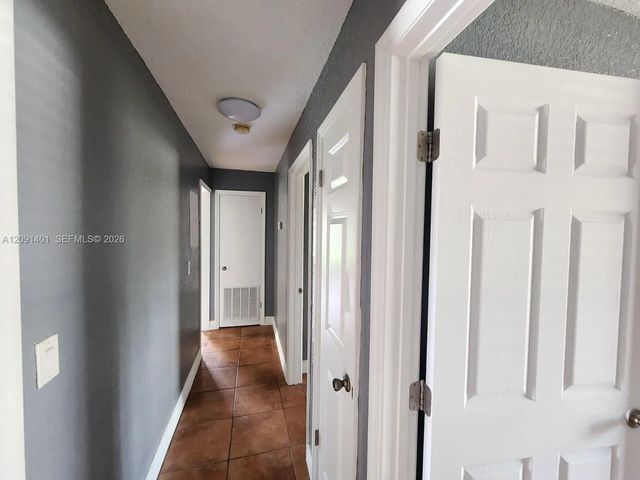 4 of 20 - 416 Banyon Tree Circle #108, , FL