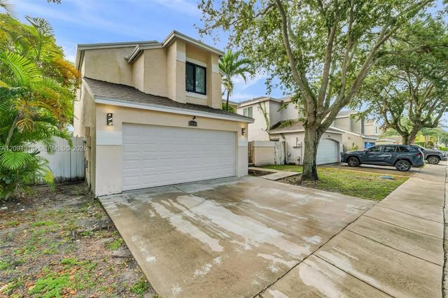 3 of 51 - 2836 W River Run Circle W, Miramar, FL