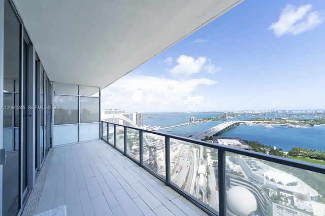 2 of 31 - 1100 Biscayne Boulevard #3302, Miami, FL