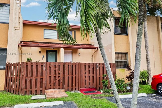 3 of 42 - 241 W Park Drive #5-202, Miami, FL