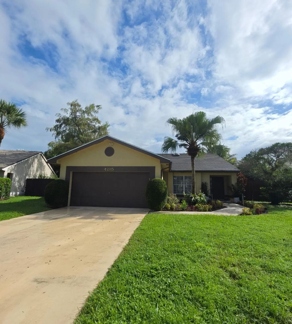 4215 Green Forest Way, Boynton Beach