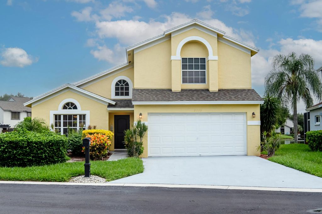 2235 Soundings Court, Greenacres