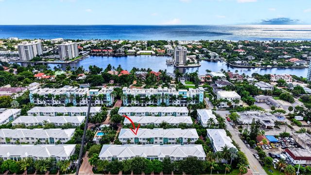 2 of 35 - 361 W Mallory Circle, Delray Beach, FL