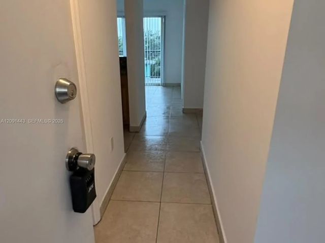 2647 Nw 25th Avenue #408, Miami