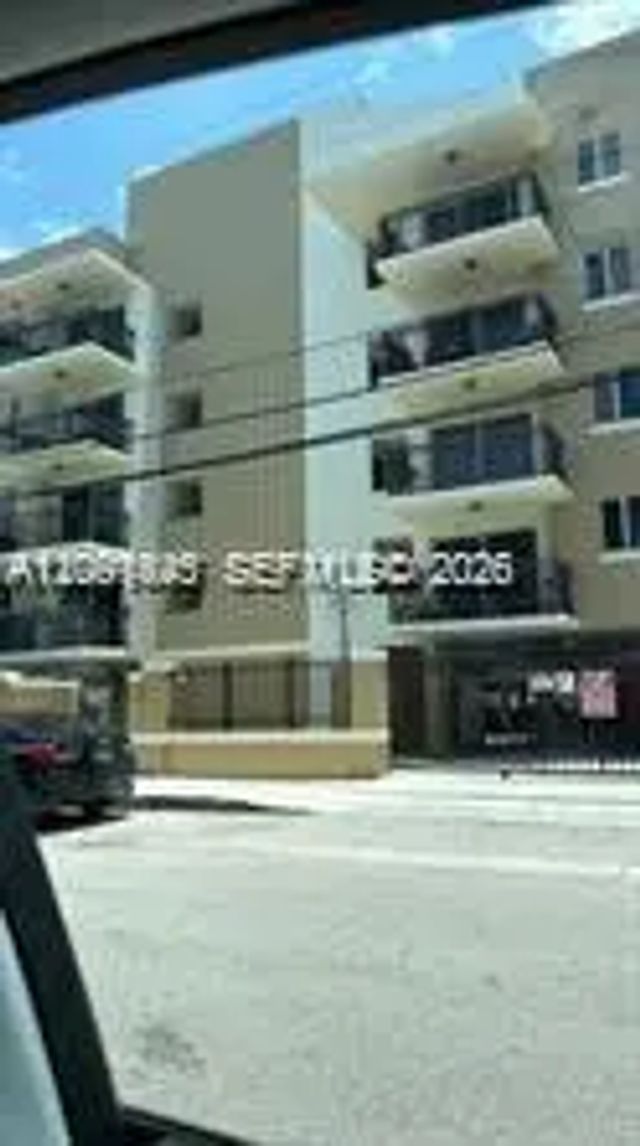 2 of 16 - 2647 Nw 25th Avenue #408, Miami, FL