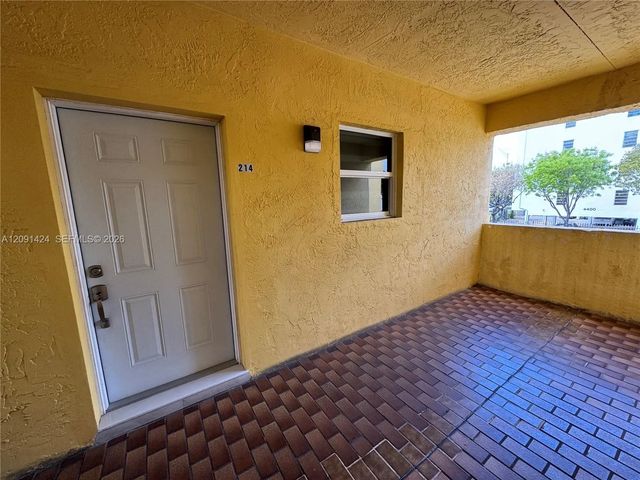 3 of 34 - 1555 W 44th Place #214d, Hialeah, FL