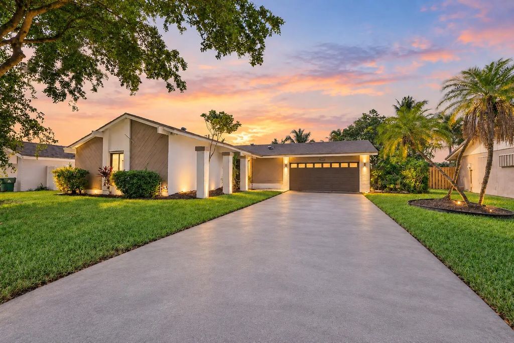 11905 Sailboat Drive, Cooper City