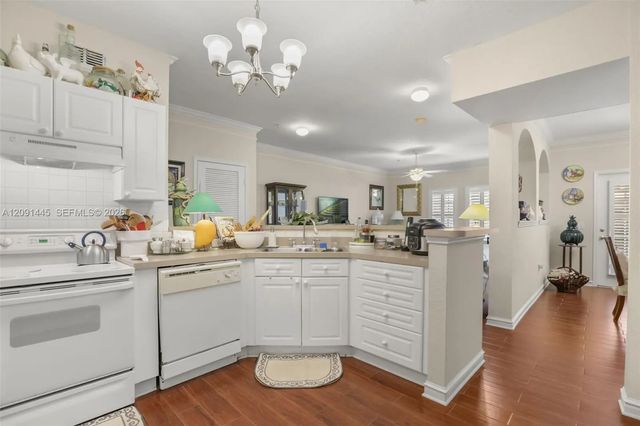 4 of 22 - 211 Longview Avenue #101, Kissimmee, FL