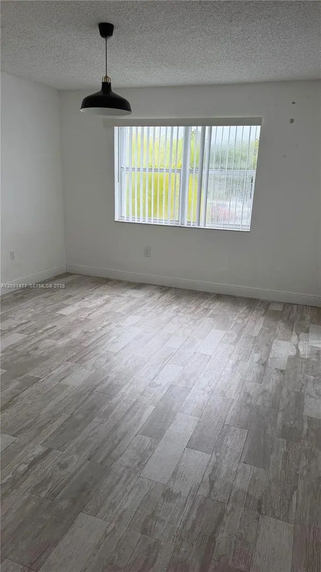 4 of 7 - 8600 Sw 212th Street #205, Cutler Bay, FL