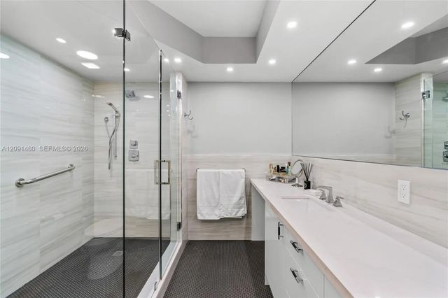 5 of 69 - 17555 Atlantic Boulevard #uph3, Sunny Isles Beach, FL