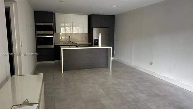 3 of 24 - 740 Ne 199th Street #102g, Miami, FL