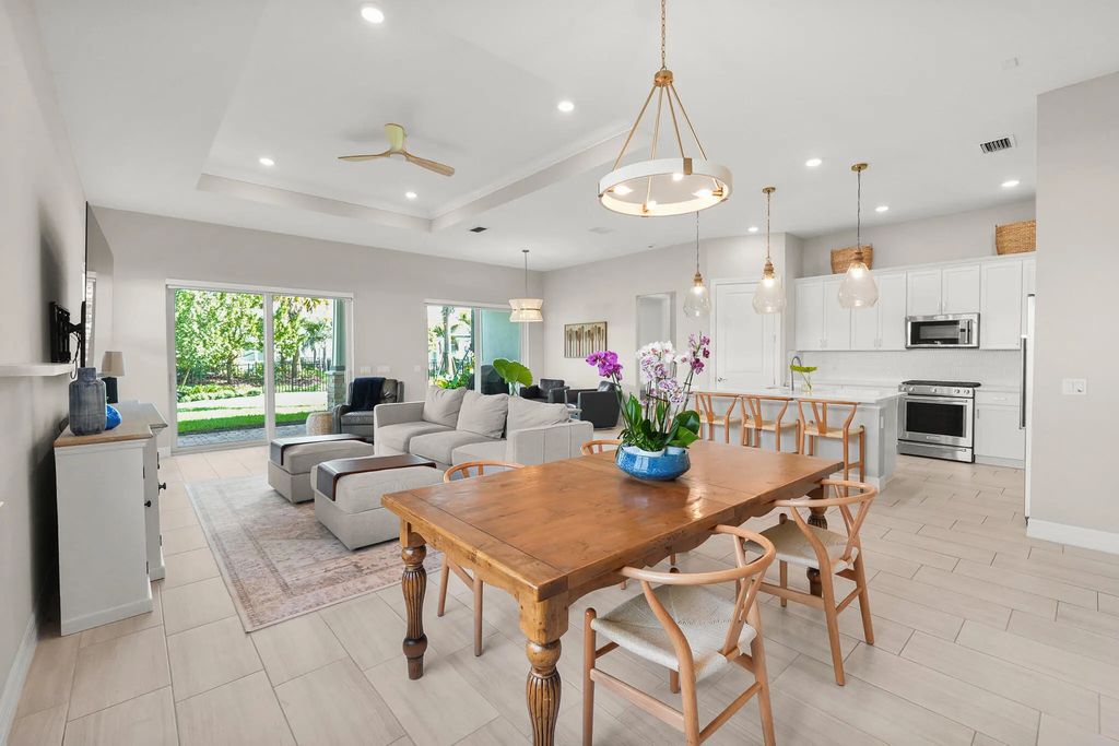 12529 Triumph Lane, Palm Beach Gardens