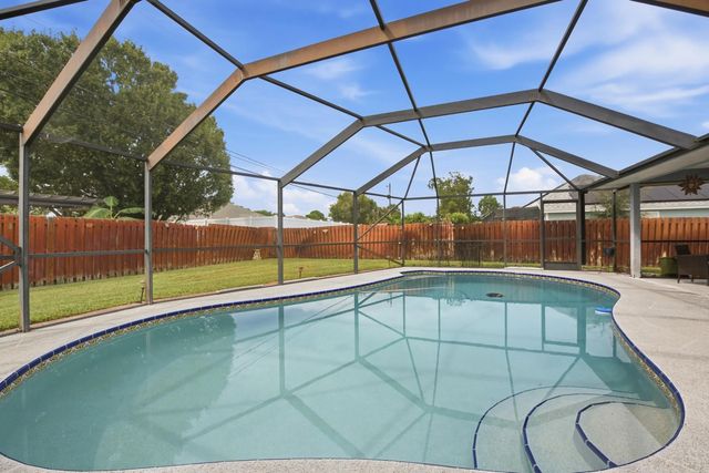 5 of 44 - 1980 Sw Aguero Street, Port St. Lucie, FL
