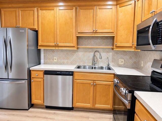 2 of 16 - 4242 Deste Court #201, Lake Worth, FL
