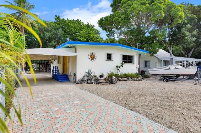 2 of 32 - 110 Indian Avenue, Tavernier, FL