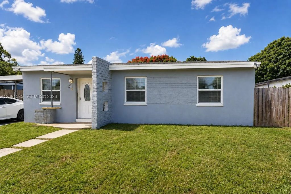 1211 Kasim Street, Opa-Locka
