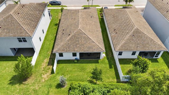 4 of 37 - 18476 Glenstone Street, Jupiter, FL
