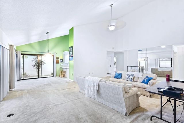 5 of 28 - 2845 Duquesne Circle, West Palm Beach, FL