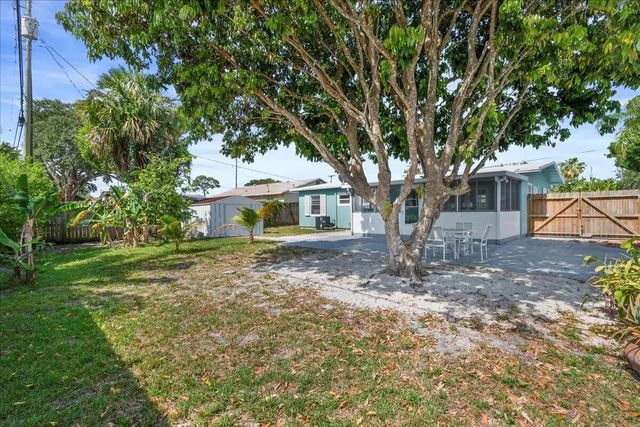 4 of 36 - 503 N Pennock Lane, Jupiter, FL