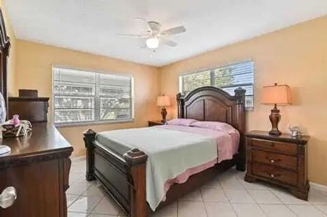 3 of 22 - 133 Somerset G, West Palm Beach, FL