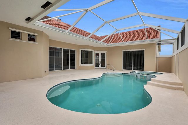 3 of 52 - 694 Sw Lake Charles Circle, Port St. Lucie, FL