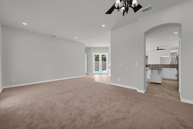 5 of 52 - 694 Sw Lake Charles Circle, Port St. Lucie, FL