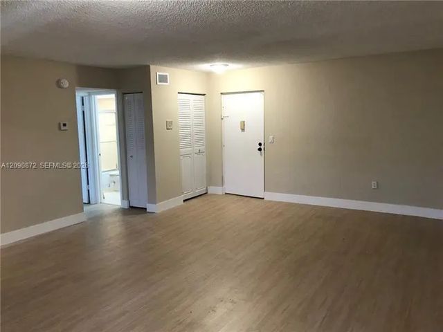 3 of 11 - 2501 Nw 41st Avenue #302, Lauderhill, FL