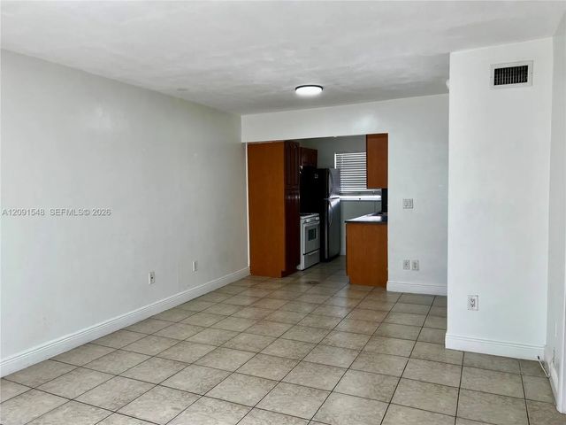 4 of 15 - 2072 Ne 169th Street #8, North Miami Beach, FL