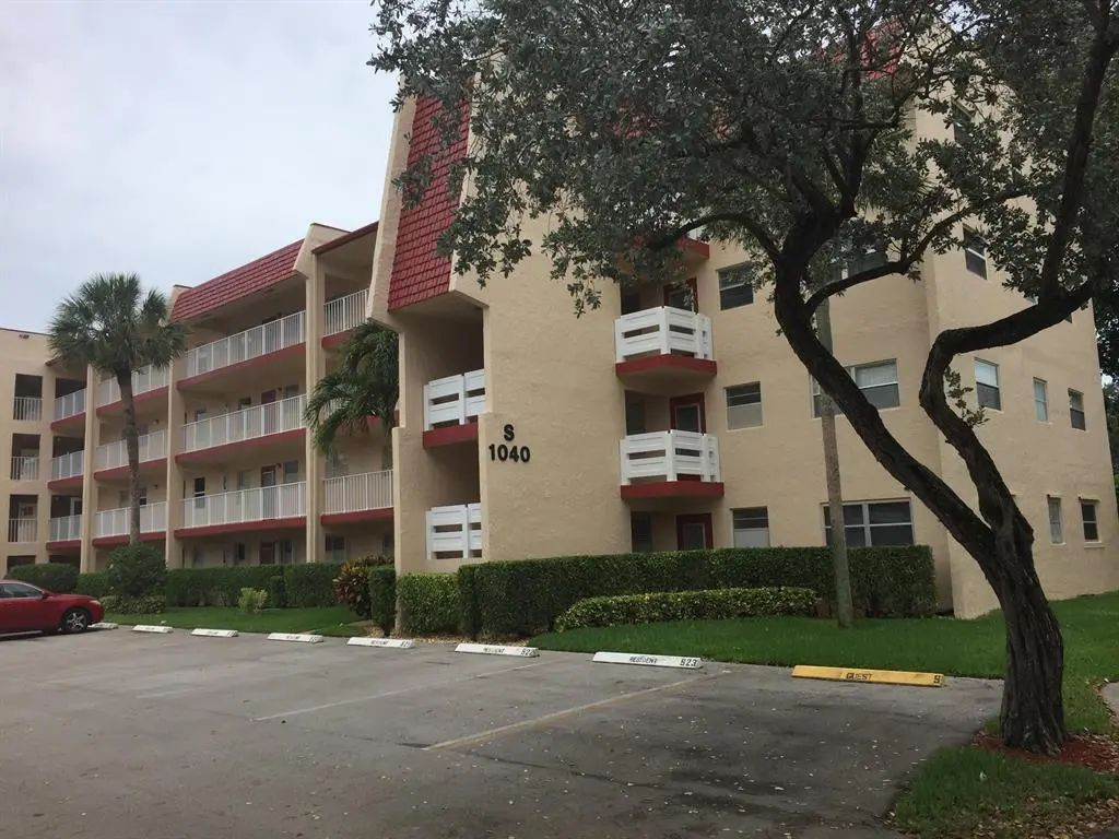 1040 Country Club Drive #306, Margate