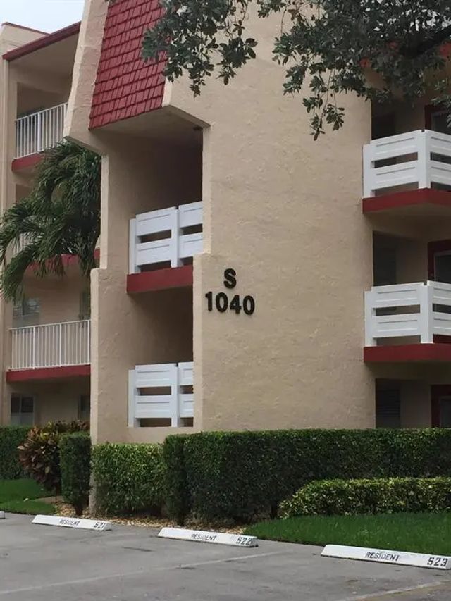 2 of 34 - 1040 Country Club Drive #306, Margate, FL