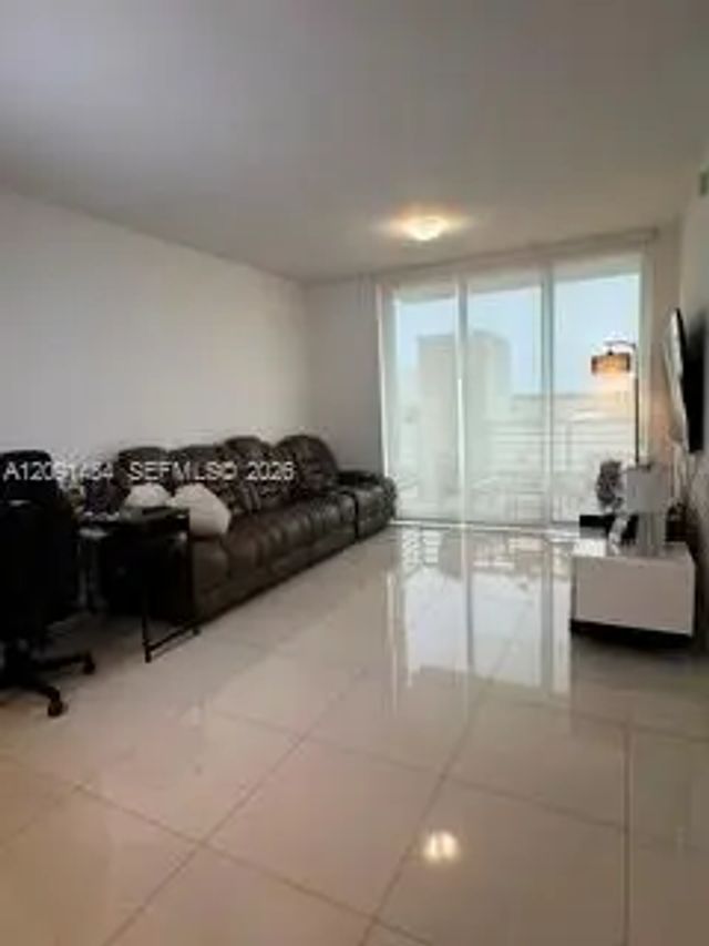 7875 Nw 107th Avenue #602, Doral
